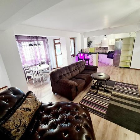 R.O.S.E. Apartment Constanta Bagian luar foto