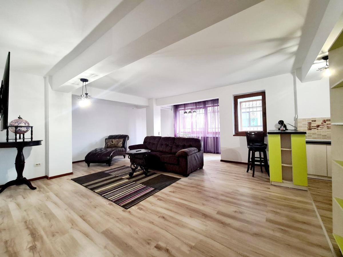 R.O.S.E. Apartment Constanta Bagian luar foto