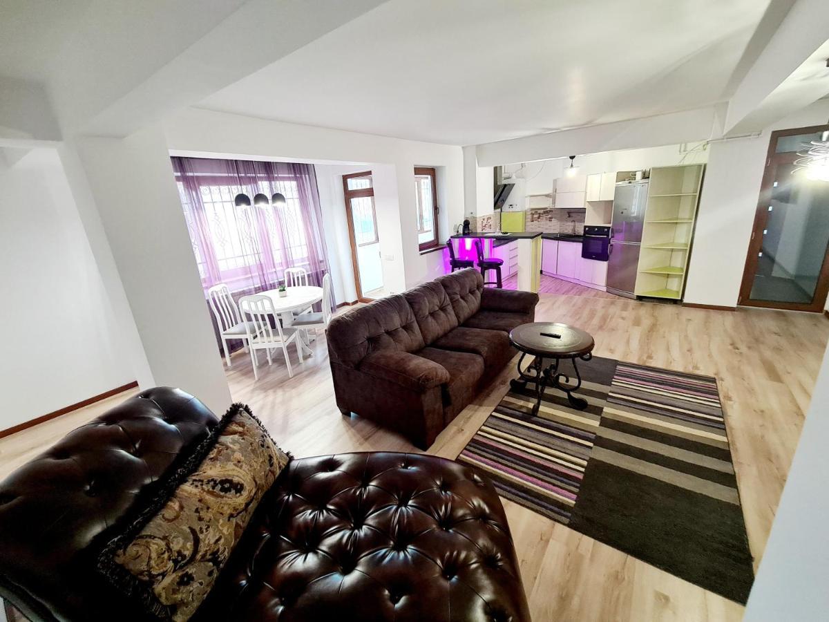R.O.S.E. Apartment Constanta Bagian luar foto