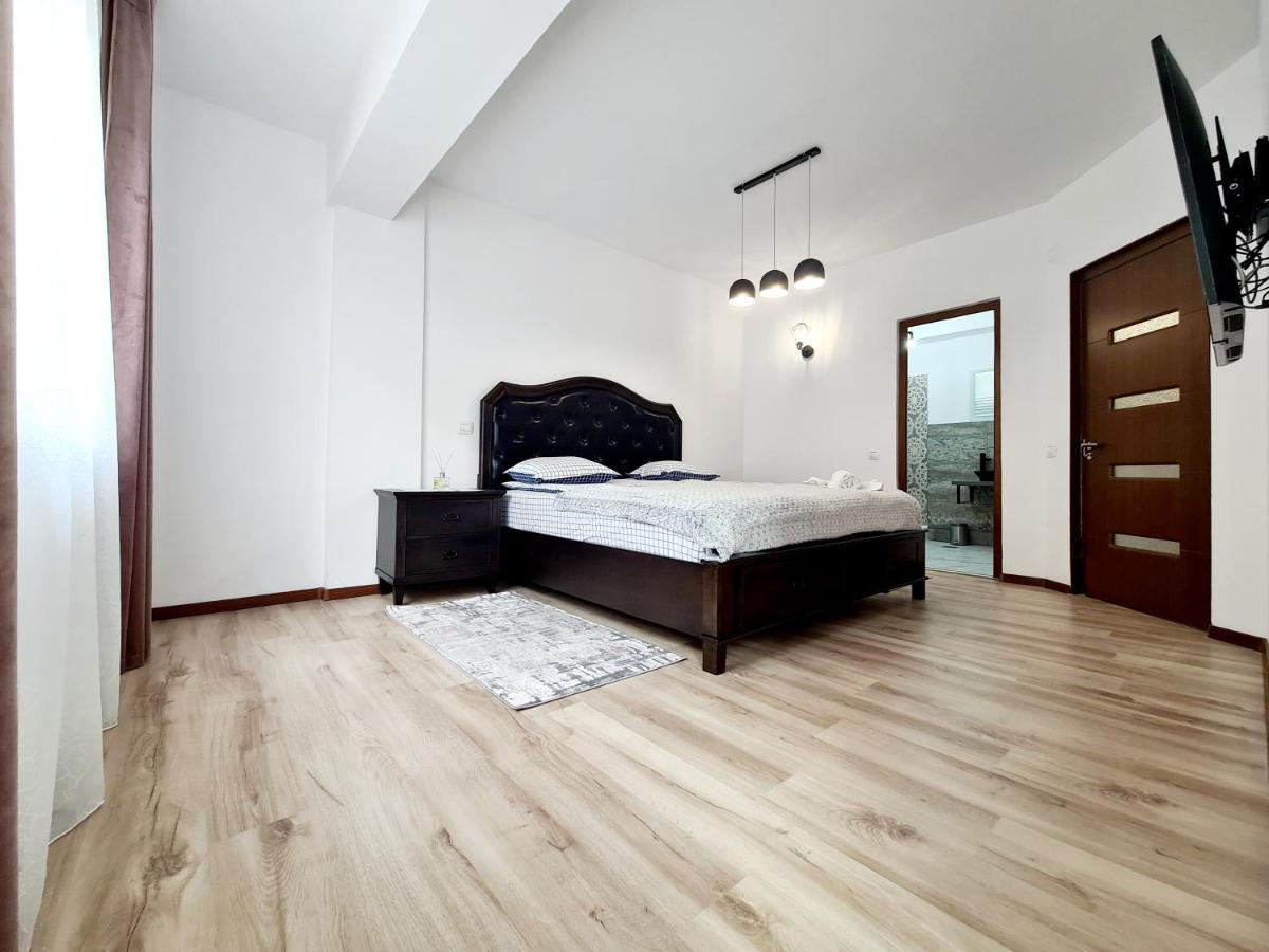 R.O.S.E. Apartment Constanta Bagian luar foto