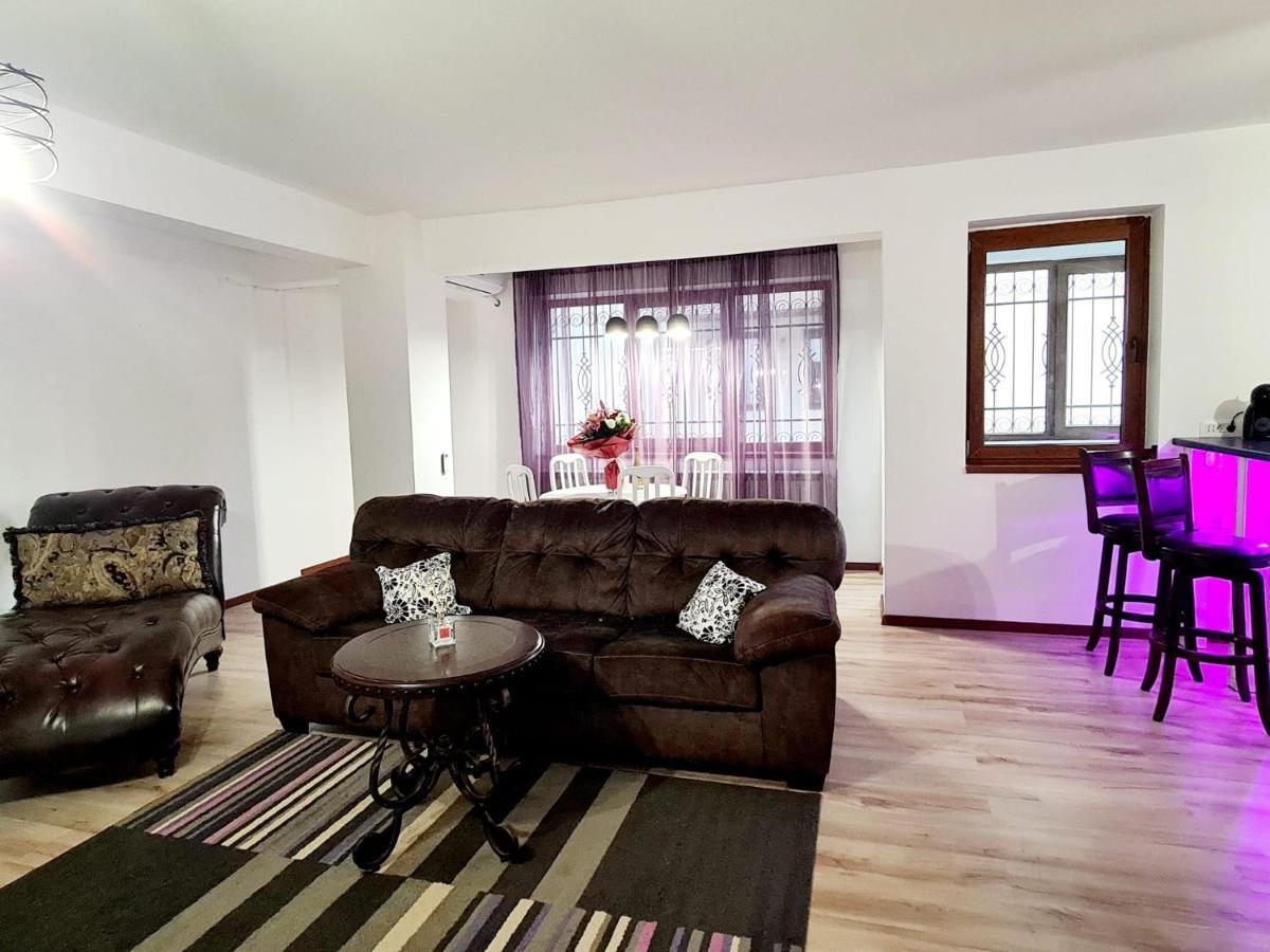 R.O.S.E. Apartment Constanta Bagian luar foto